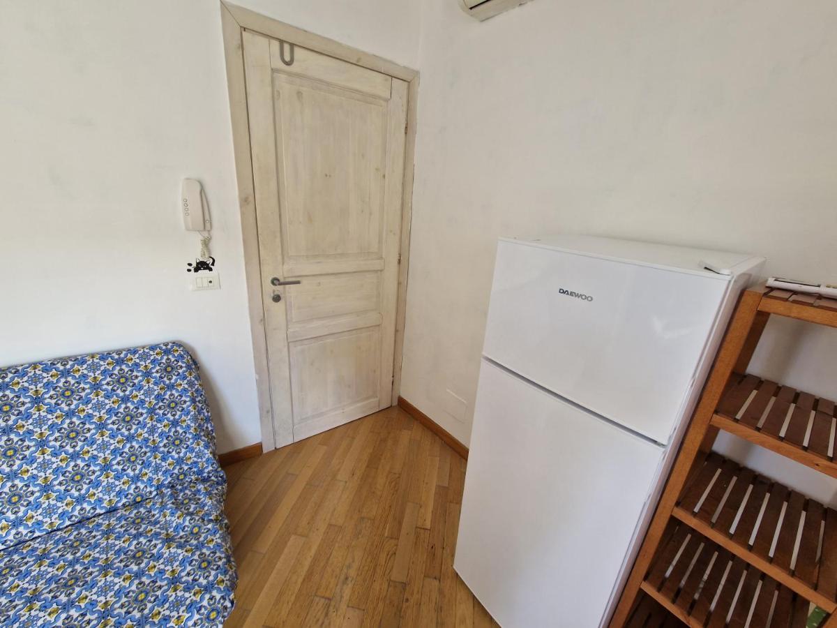 Casette Di Alex Con Terrazza Trapani Exteriör bild