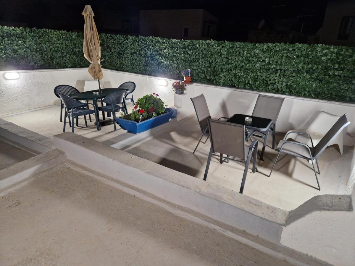 Casette Di Alex Con Terrazza Trapani Exteriör bild