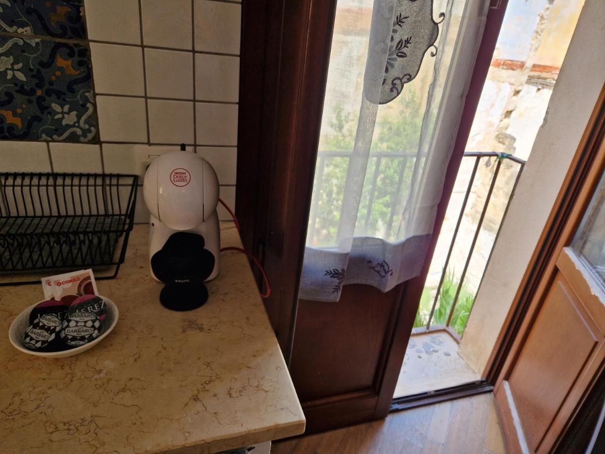 Casette Di Alex Con Terrazza Trapani Exteriör bild